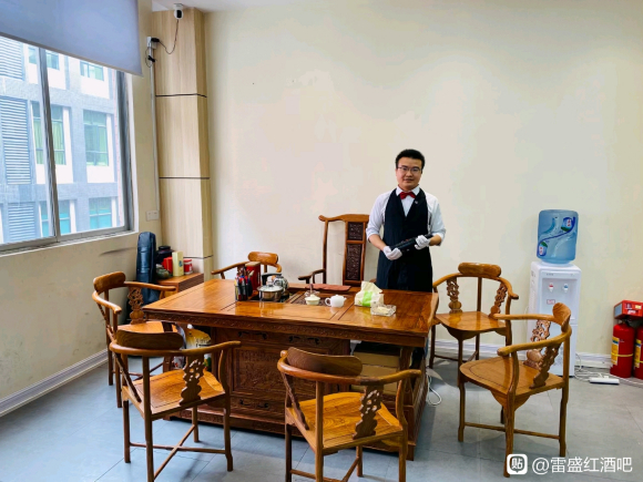 羞羞视频在线观看紅酒廣州白雲品酒室歡迎大家(圖4)